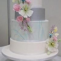 Pastel marble wedding cake