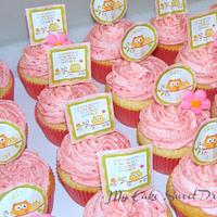 Happi Tree Baby Shower Cake & Cupcakes