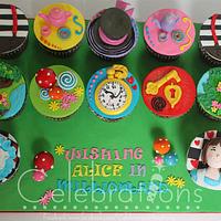 Alice in Wonderland/Mad hatter cupcakes