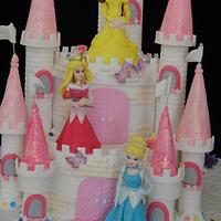 Princesses castle cake 
