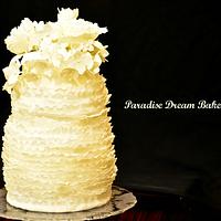 frill wedding cake