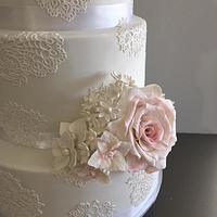 Beautiful 3 Tier Wedding Cake