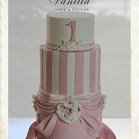 Pink&White Baby Girl Cake