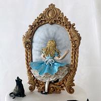 Alice in the Wonderland and the Mirror World