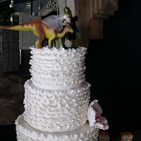 ruffles cake wedding