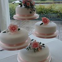 Sugar roses wedding cake