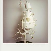 Tree love wedding cake