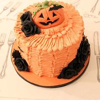 Halloween Ruffle Cake