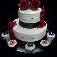 Black, red and white Wedding Cake