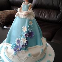 Yummy Cinderella Cake
