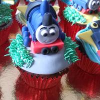 Thomas the train 3D cupcakes