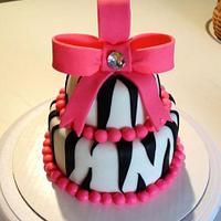 Pink zebra cake