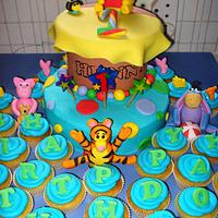 Birthday Cake - Winnie the Pooh Theme