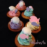 Mermaid & seashell cupcake