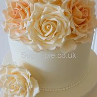 Peach & Ivory rose wedding cake & cookies