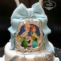 FROZEN CAKE