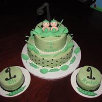 Two Peas in a Pod First Birthday Cake for Twins