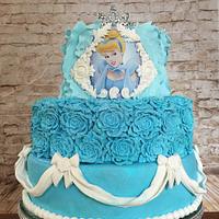 Cinderella bas relief, ruffle and swag cake 