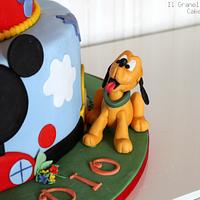 Mickey Mouse Clubhouse Cake <3 