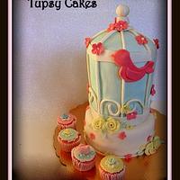 birdcage cake and cupcakes