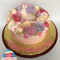 Mother's Day Flower Wreath Cake