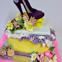 A STEP OUTSIDE of the BOX..... Gift Box Cakes Sugar Shoes 