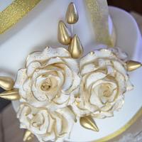Wedding golden cake