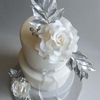 Wedding cake gray and silver