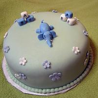 Cake  with a small elephant