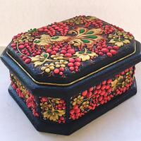 Gingerbread cookie box decorated in Russian Hohloma style with royal icing