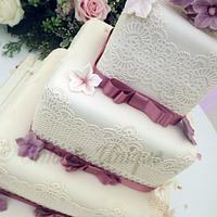 Vintage style Wedding cake