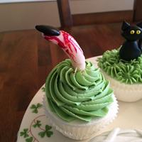 Adults halloween cupcakes project