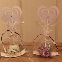 Wedding cake pops for top table