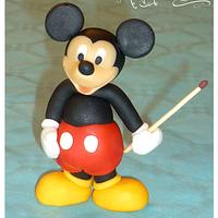 Mickey cake & sugarpaste figures