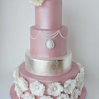Dusty pink wedding cake