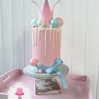 Drip Cake with Bubbles for Little Princess 