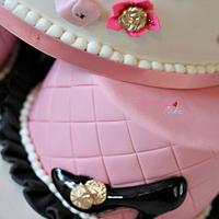 pink chanel cake with shoe 