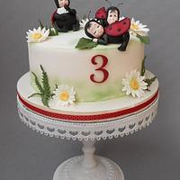 Ladybugs birthday cake