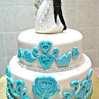 In white and blue wedding cake