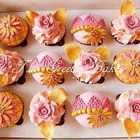Pink & Gold Cupcakes