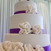Ribbon rose wedding cake