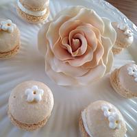 Wedding cupcakes and Macarons 