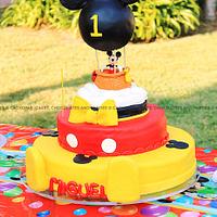 Mickey Mouse Cake