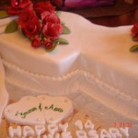 Yummy Anniversary Cake