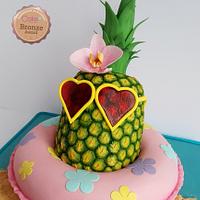 Funky pineapple cake