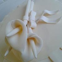 3 tier cala lilly wedding cake