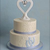 Lucky Horseshoe wedding cake