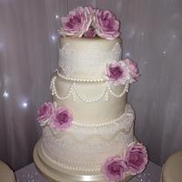 Roses, Lace & Pearls Wedding Cake