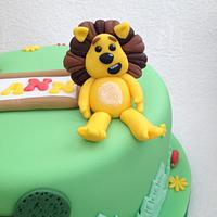 Ra Ra the lion cake 