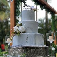 Gray Marbled Wedding Tiers